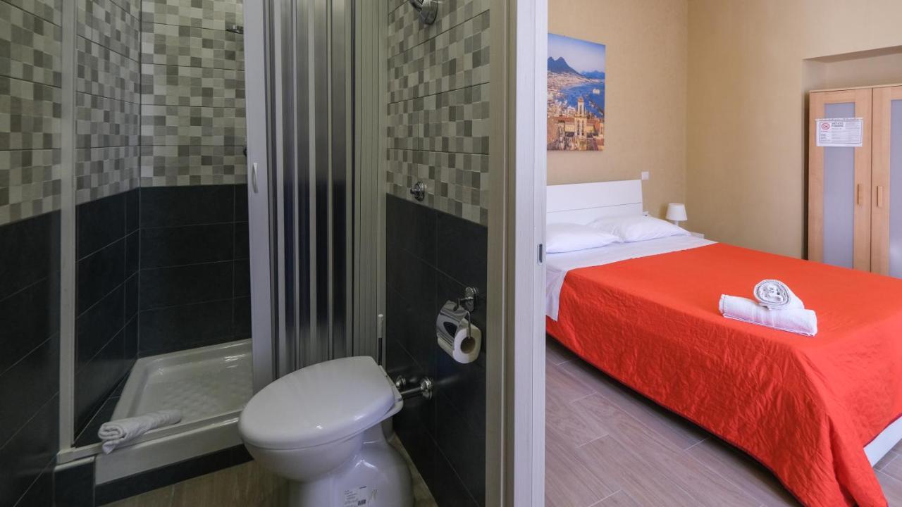 Royal Dante Bed & Breakfast Naples Luaran gambar