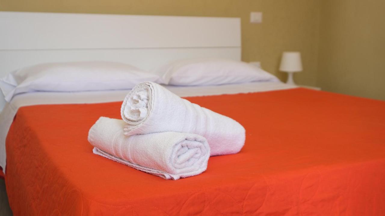 Royal Dante Bed & Breakfast Naples Luaran gambar