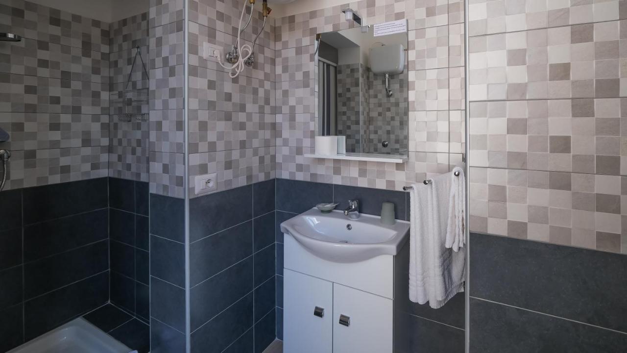 Royal Dante Bed & Breakfast Naples Luaran gambar