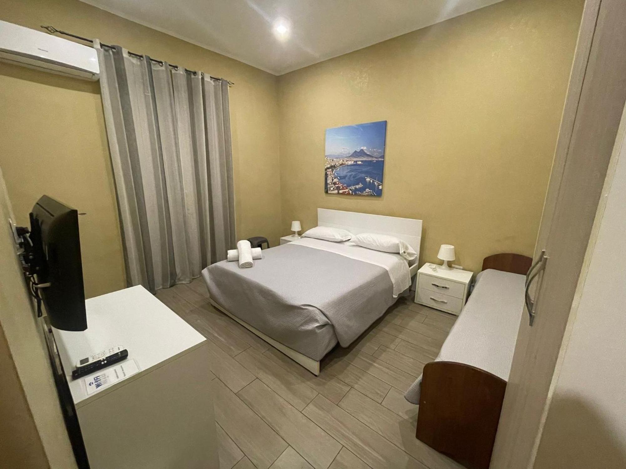 Royal Dante Bed & Breakfast Naples Luaran gambar