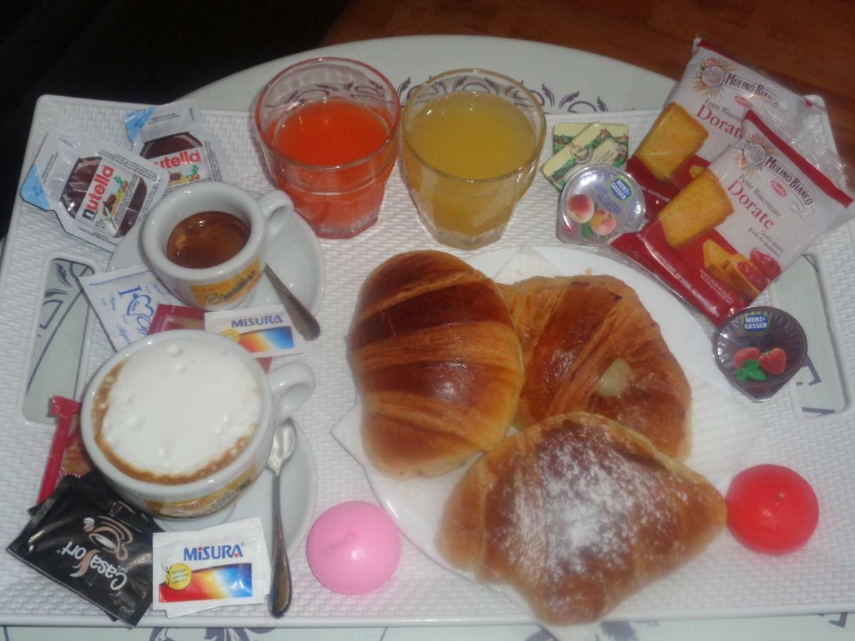 Royal Dante Bed & Breakfast Naples Luaran gambar
